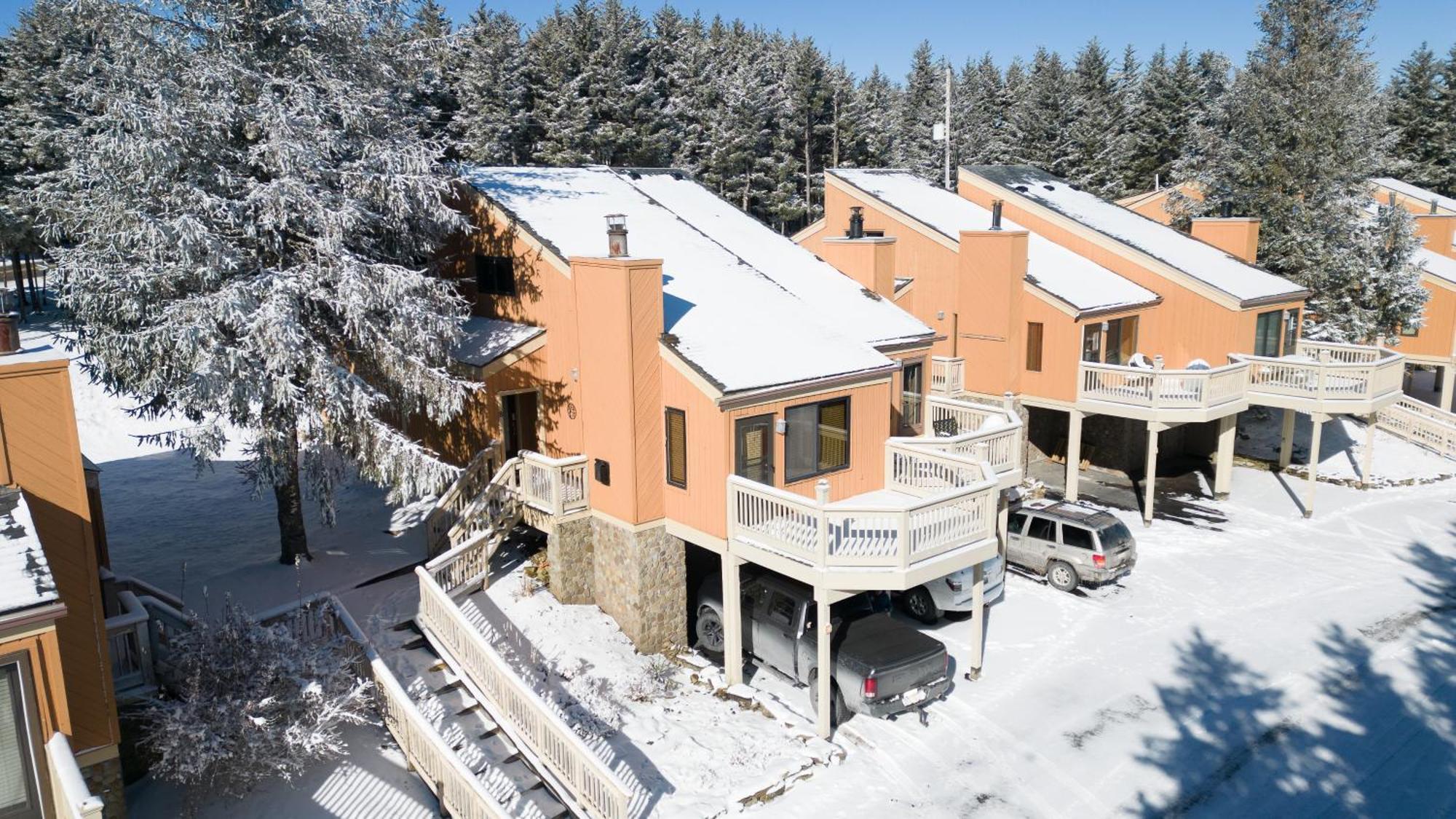 Wabasso 8 Cozy Snowshoe Retreat Covered Ez Parking Wifi Deck Eksteriør bilde